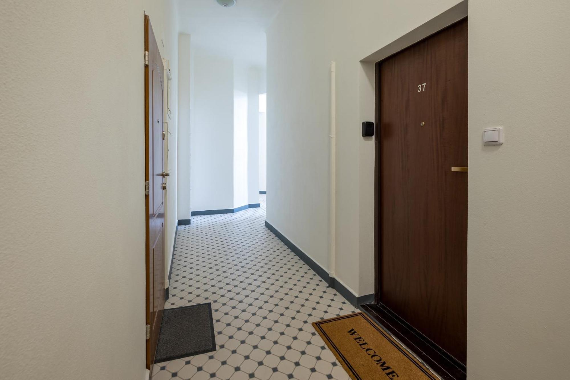 Hoza 62 Deluxe Studio Warsaw Exterior photo